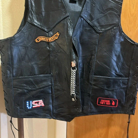 Leather biker vest, size 2X - Picture 4 of 5